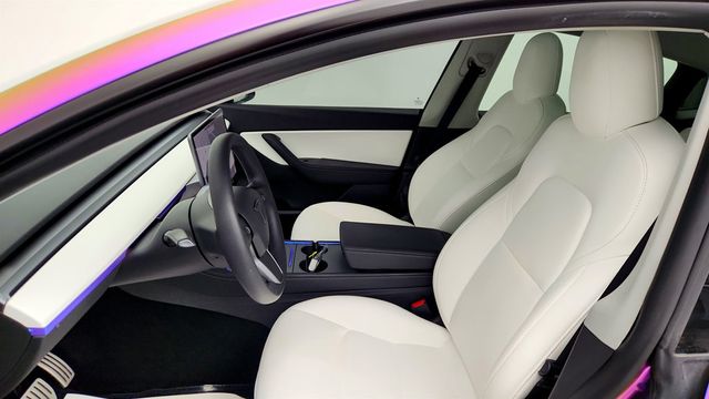 2021 Tesla Model Y Performance AWD w/ White & Black Premium Interior - 23019163 - 22