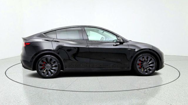 2021 Tesla Model Y Performance AWD w/ White & Black Premium Interior - 23091447 - 3