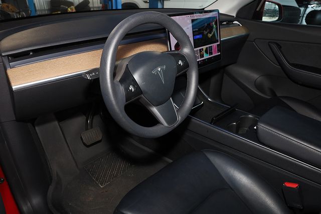 2021 TESLA MODEL Y Standard Range RWD - 23061951 - 18