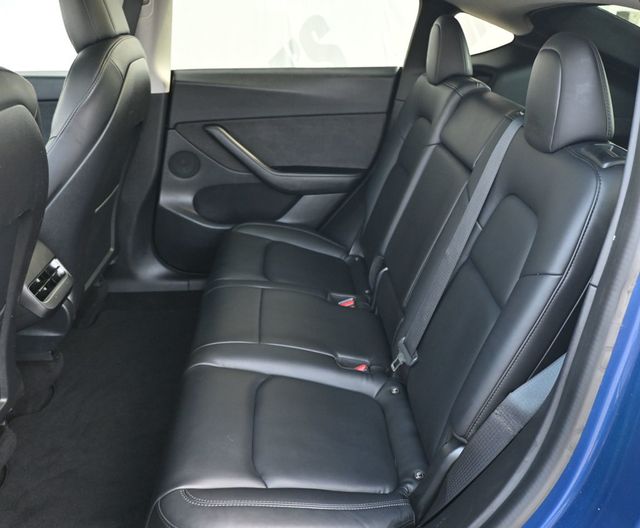 2021 Tesla Model Y Standard Range RWD - 23009760 - 12