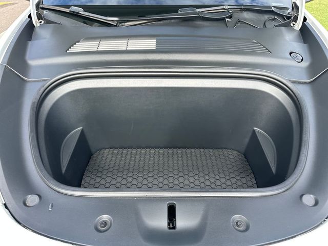 2021 Tesla Model Y Standard Range RWD - 22984249 - 20