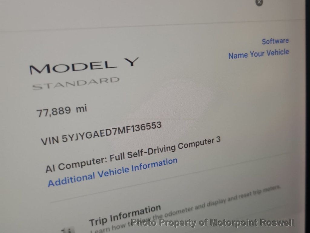 Tesla Model Y photo 3