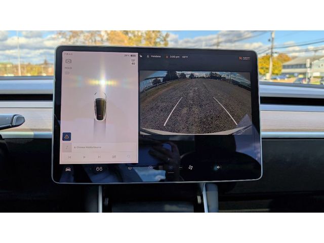 2021 Tesla Model Y Standard Range RWD - 22934567 - 25