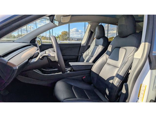 2021 Tesla Model Y Standard Range RWD - 22995431 - 13