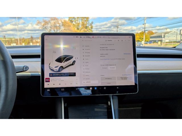 2021 Tesla Model Y Standard Range RWD - 22995431 - 21