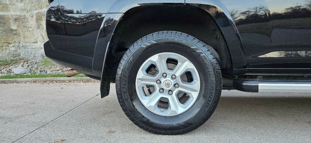 2021 Toyota 4Runner 1 Owner PREMIUM 4x4 Rare Color Combo 615-300-6004 - 22946187 - 37