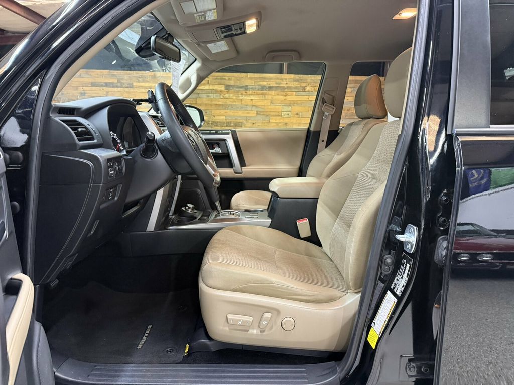 2021 Toyota 4Runner Convenience Pkg/Lane Departure Warning/4x4/AppleCarplay/Rear Cam - 23085580 - 18