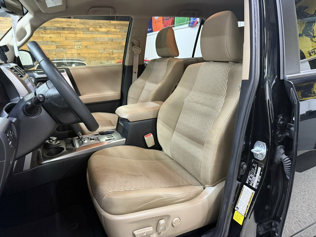 2021 Toyota 4Runner Convenience Pkg/Lane Departure Warning/4x4/AppleCarplay/Rear Cam - 23085580 - 19