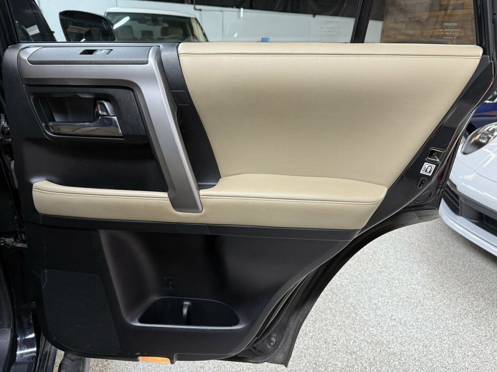 2021 Toyota 4Runner Convenience Pkg/Lane Departure Warning/4x4/AppleCarplay/Rear Cam - 23085580 - 24
