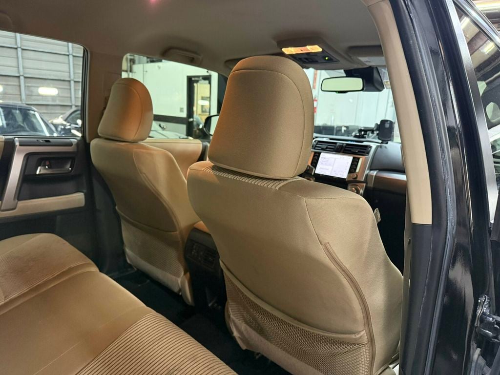 2021 Toyota 4Runner Convenience Pkg/Lane Departure Warning/4x4/AppleCarplay/Rear Cam - 23085580 - 25