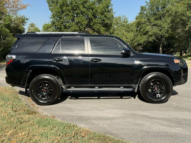 2021 Toyota 4Runner Convenience Pkg/Lane Departure Warning/4x4/AppleCarplay/Rear Cam - 23085580 - 6