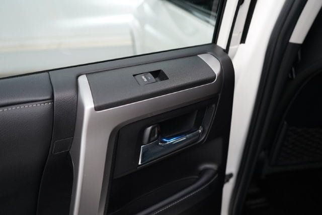 2021 Toyota 4Runner Limited - 23090872 - 34