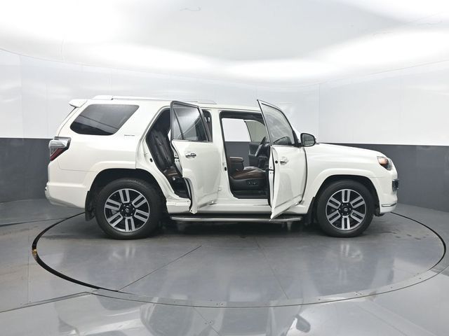 2021 Toyota 4Runner Limited 2WD - 22993852 - 37