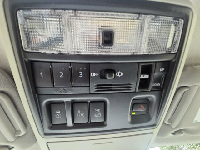 2021 Toyota 4Runner Limited 4WD - 23081123 - 26