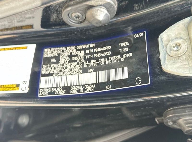 2021 Toyota 4Runner Nightshade 4WD - 22926960 - 21