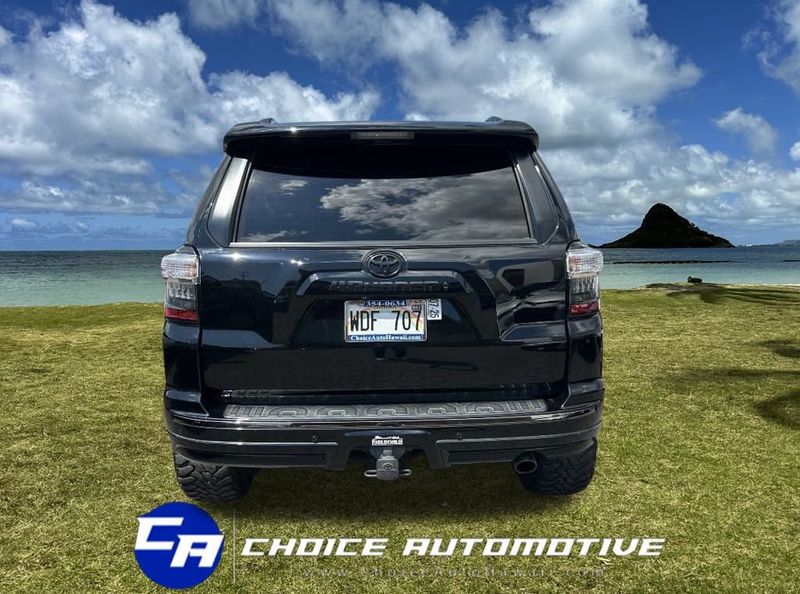2021 Toyota 4Runner Nightshade 4WD - 22926960 - 5