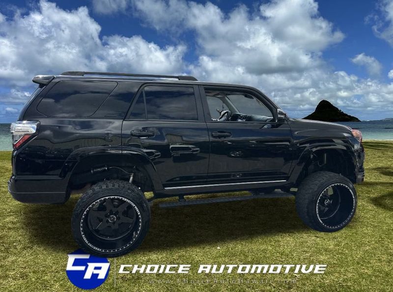 2021 Toyota 4Runner Nightshade 4WD - 22926960 - 7