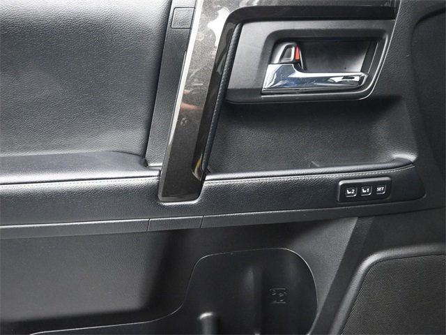 2021 Toyota 4Runner Nightshade 4WD - 22921016 - 9