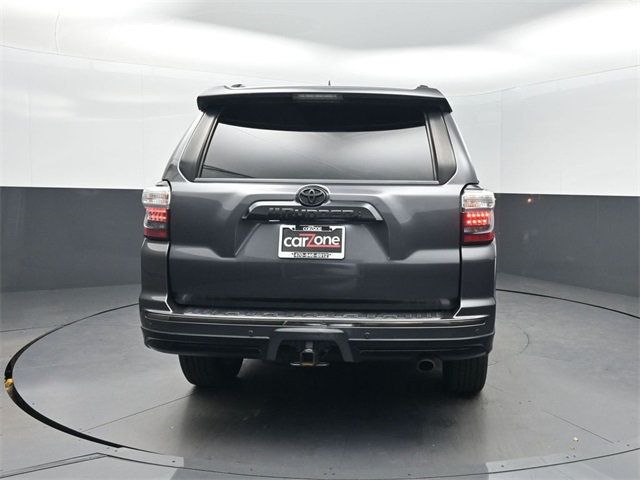 2021 Toyota 4Runner Nightshade 4WD - 22921016 - 32