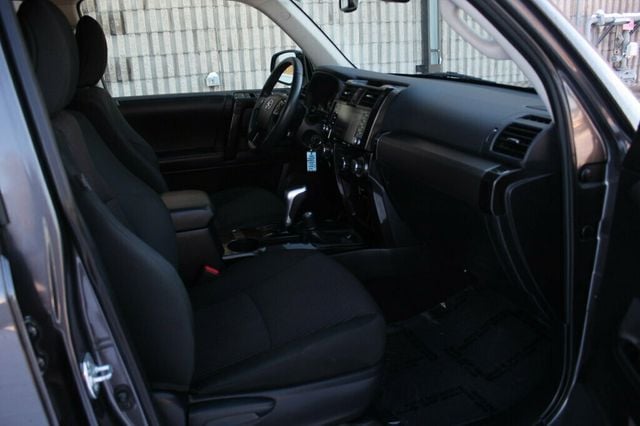 2021 Toyota 4Runner ONE OWNER TRD OFF ROAD W/ PREMIUM AUDIO/ NAVIGATION - 22947054 - 7