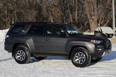 2021 Toyota 4Runner - JTEPU5JRXM5879461