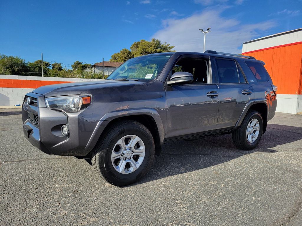 2021 Toyota 4Runner SR5 2WD - 22310186 - 0