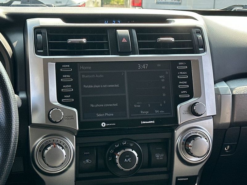 2021 Toyota 4Runner SR5 2WD - 22954343 - 14