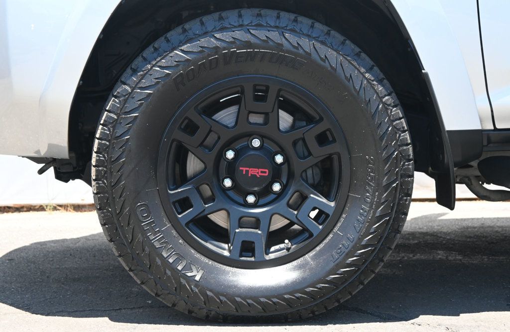 Toyota 4Runner photo 7
