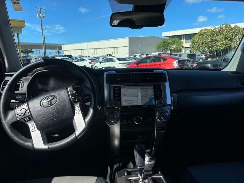 2021 Toyota 4Runner SR5 Premium 4WD photo 12