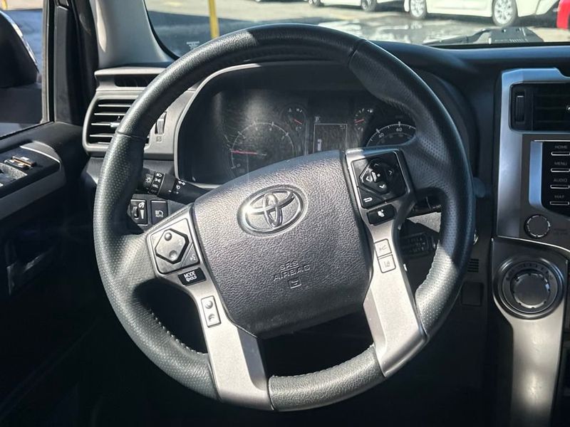 2021 Toyota 4Runner SR5 Premium 4WD photo 16