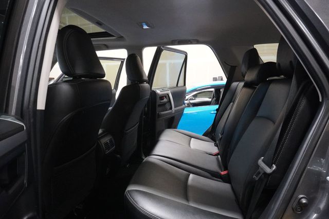 2021 Toyota 4Runner SR5 Premium 4WD - 23101668 - 9