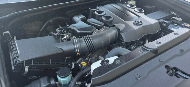 2021 Toyota 4Runner SR5 Premium 4WD - 22946187 - 32