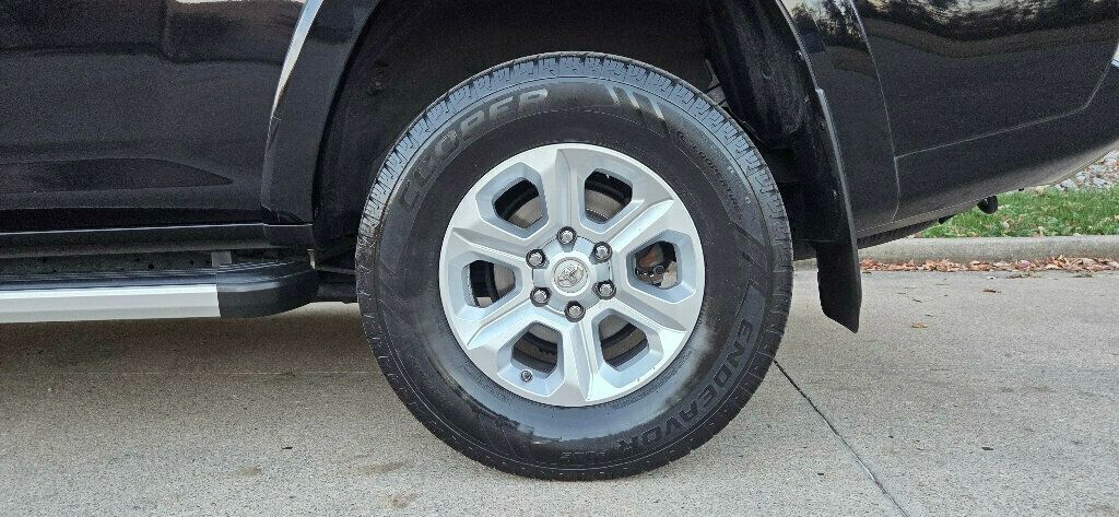 2021 Toyota 4Runner SR5 Premium 4WD - 22946187 - 35