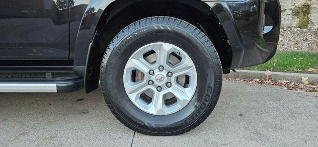 2021 Toyota 4Runner SR5 Premium 4WD - 22946187 - 36