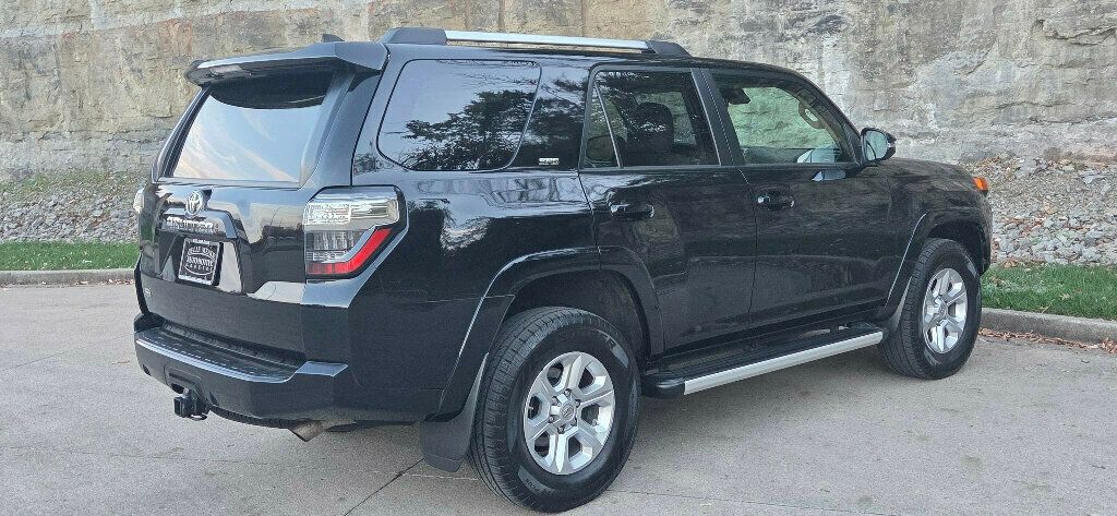 2021 Toyota 4Runner SR5 Premium 4WD - 22946187 - 6