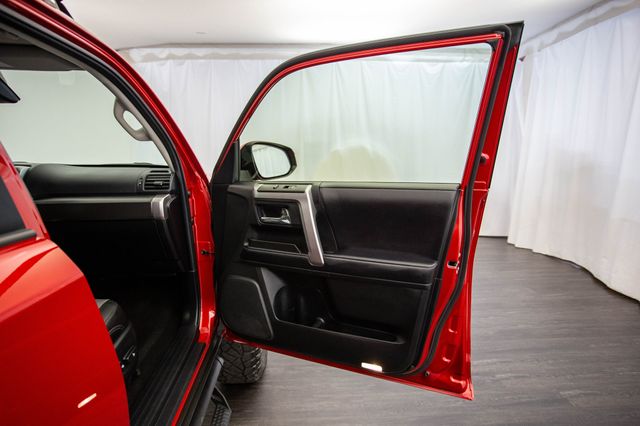 2021 Toyota 4Runner SR5 Premium 4WD - 22876722 - 16