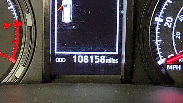 2021 Toyota 4Runner SR5 Premium 4WD w/ Moonroof - 23079242 - 13