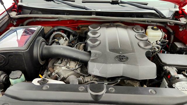 2021 Toyota 4Runner SR5 Premium 4WD w/ Moonroof - 23079242 - 24