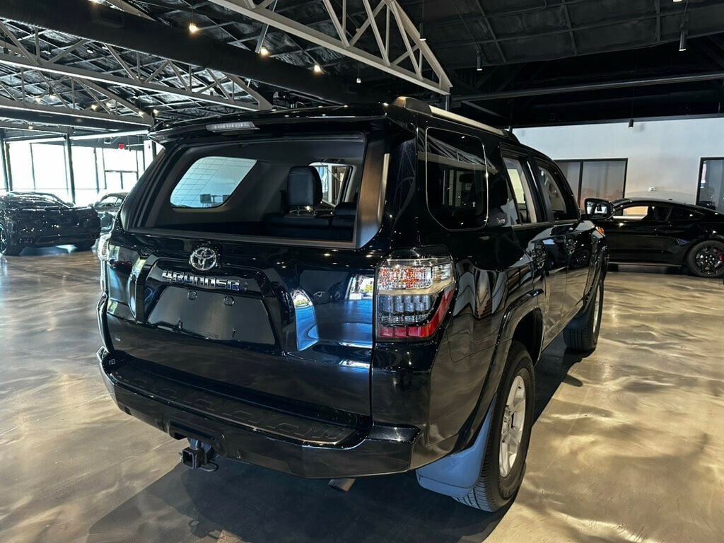 2021 Toyota 4Runner SR5/Premium/4x4/MoonRoof/HtdSeats/AdapCruise/AppleCarplay/NAV - 22634472 - 4