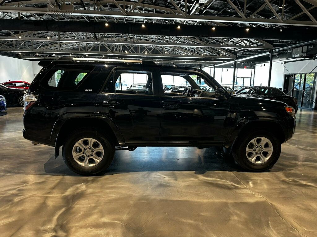 2021 Toyota 4Runner SR5/Premium/4x4/MoonRoof/HtdSeats/AdapCruise/AppleCarplay/NAV - 22634472 - 5