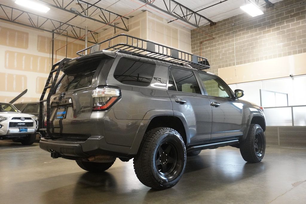 2021 Toyota 4Runner TRD 4WD photo 4