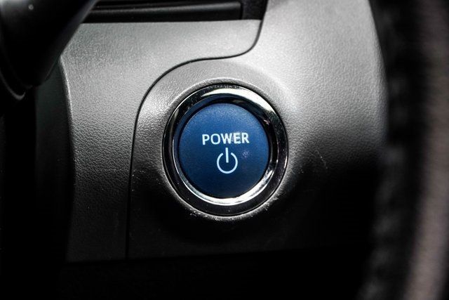 2021 Toyota Avalon Hybrid XLE FWD - 22947520 - 27