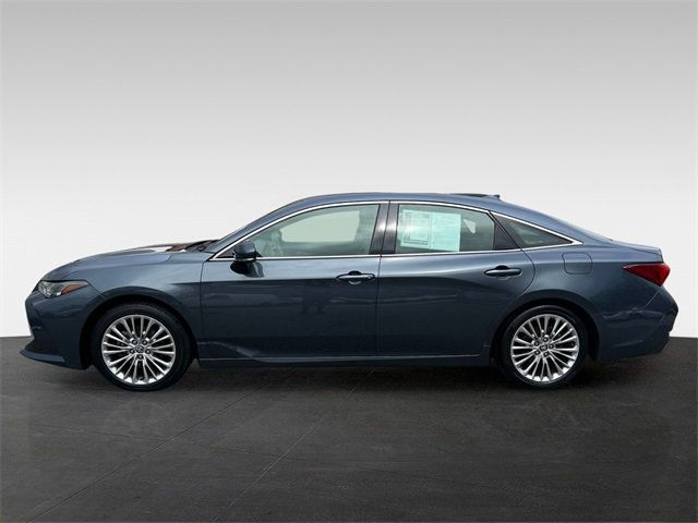 2021 Toyota Avalon Limited photo 2