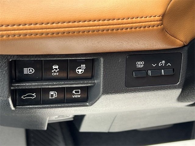 2021 Toyota Avalon Limited AWD - 22941795 - 21