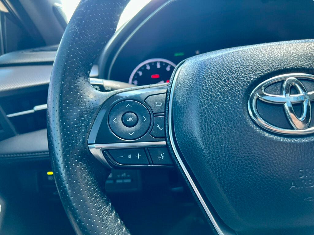 2021 Toyota Avalon XSE photo 16