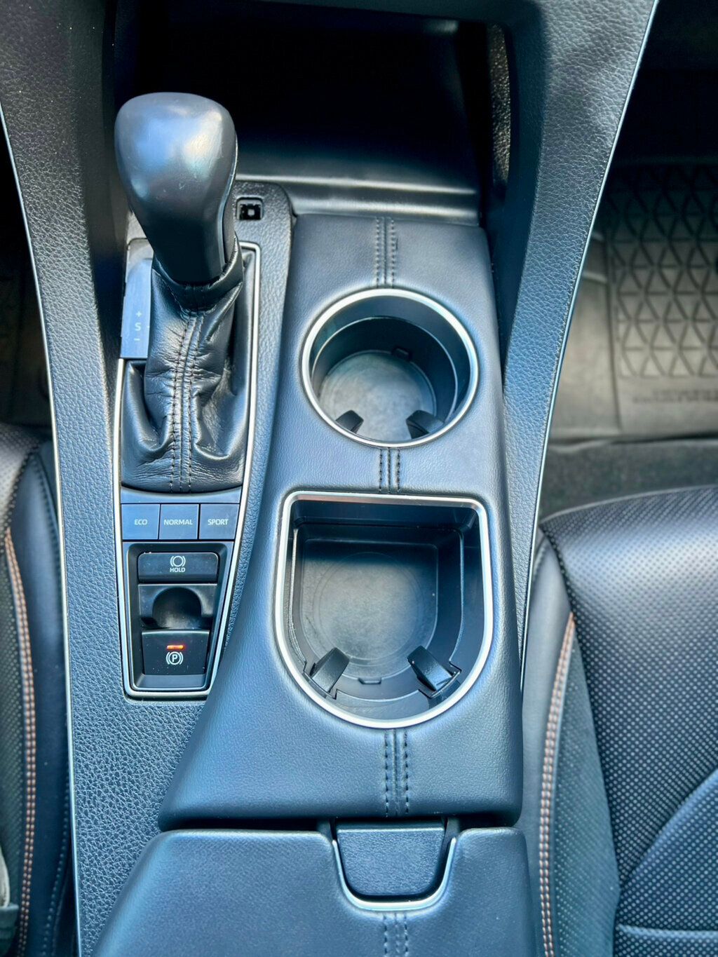 2021 Toyota Avalon XSE photo 27