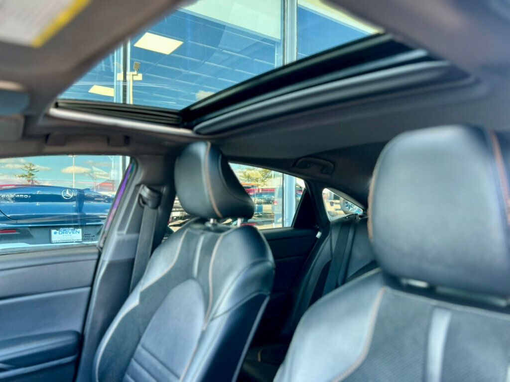 2021 Toyota Avalon XSE photo 29