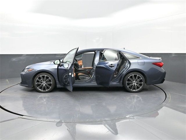 2021 Toyota Avalon Touring photo 29