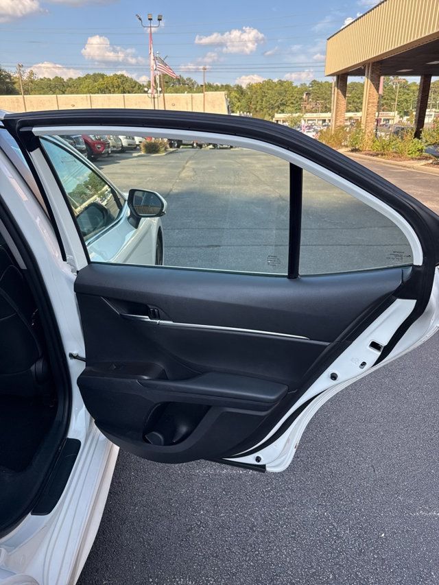 2021 Toyota Camry  - 22911478 - 16