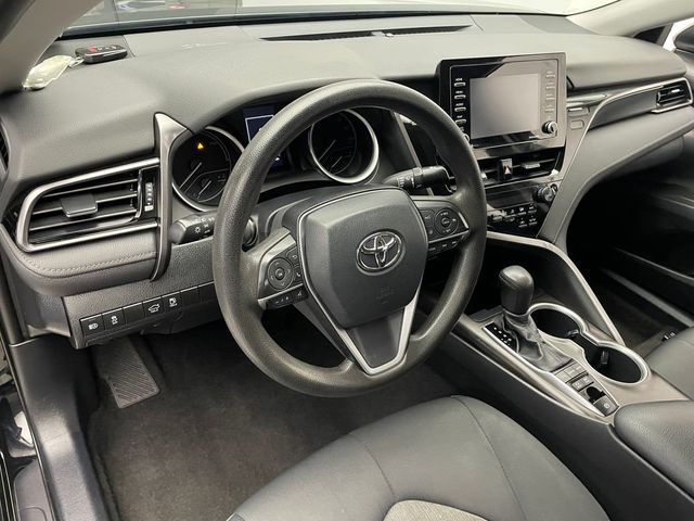 2021 Toyota Camry Hybrid LE CVT - 22942121 - 10